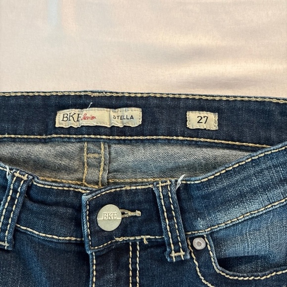 BKE Women's Dark Blue Jeans with Stitch Detail - Picture 5 of 7